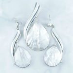 Mother Of Pearl Pendants- PBA0313MOP/N262