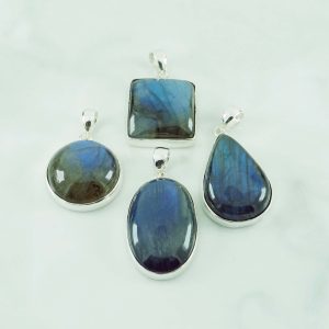 Labradorite Pendant - PBA0051LBT/N200